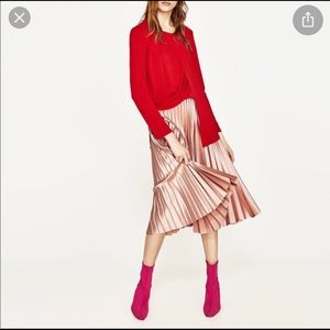 Zara Midi Pleated Skirt in Pink